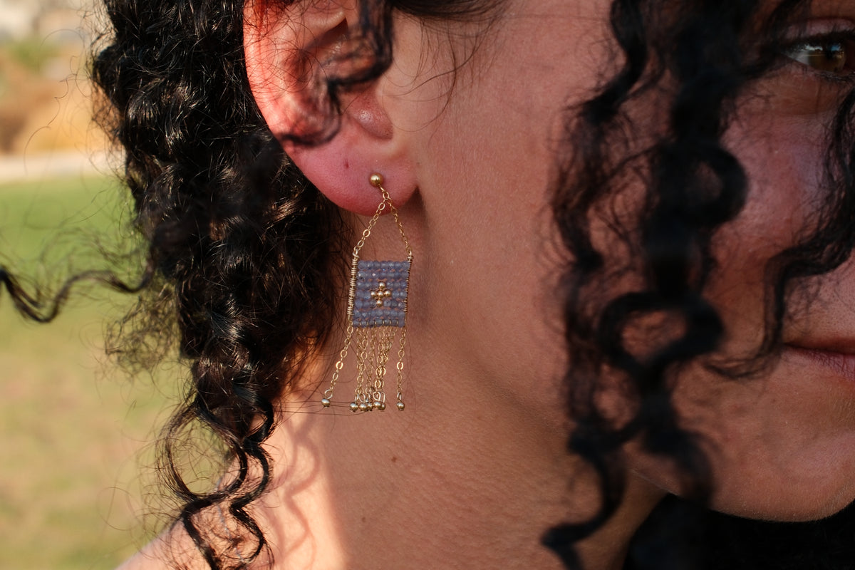 Pendent Earrings with Chain and Gold Beads - Tanzanite